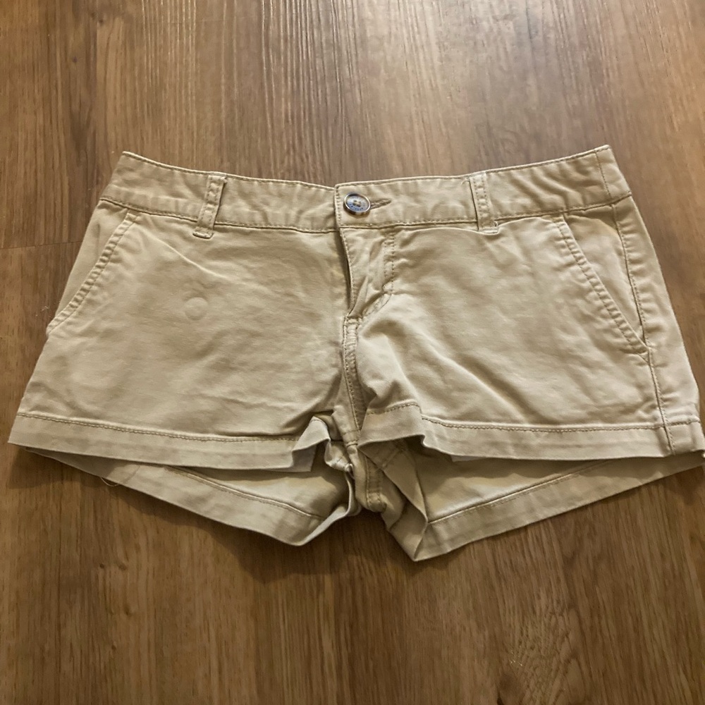 Mossimo Supply Co Tan Shorts Fit 6, Size 3